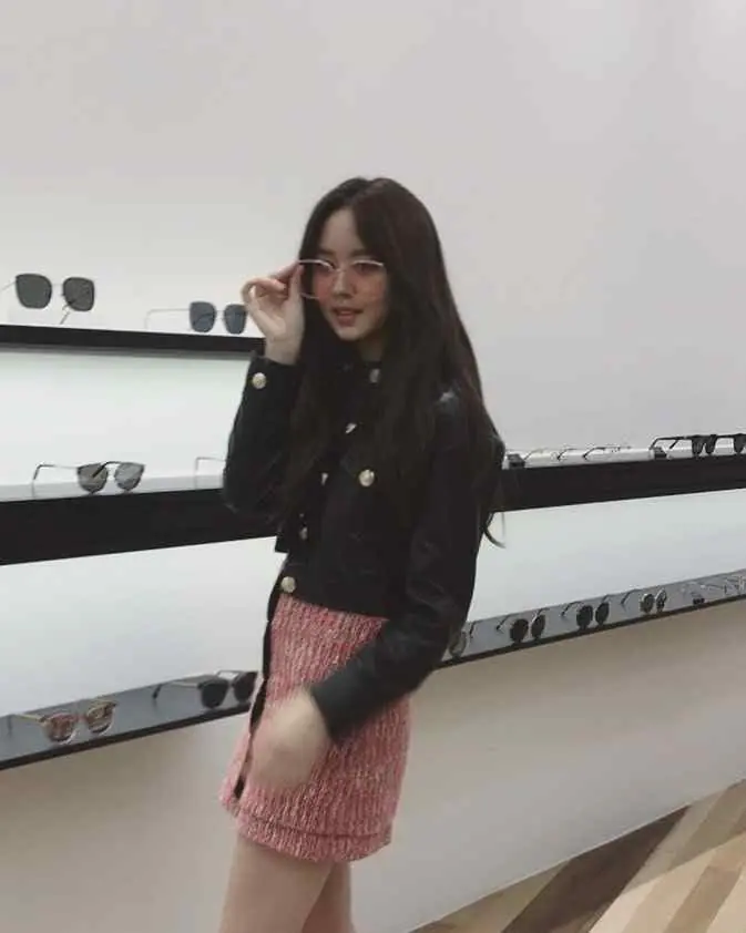 Kim So Hyun - kim-so-hyun-sexy-3.webp